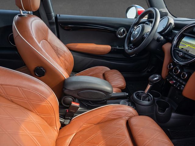 2019 MINI Hardtop - $15,822