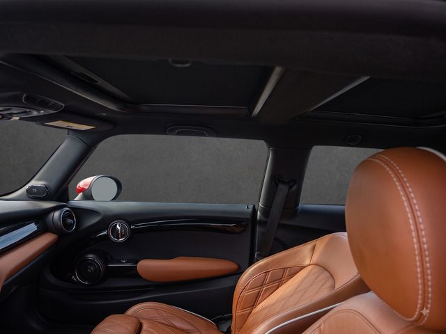 2019 MINI Hardtop - $15,822