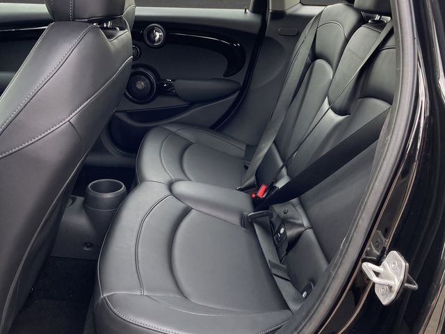 2016 MINI Hardtop - $14,822