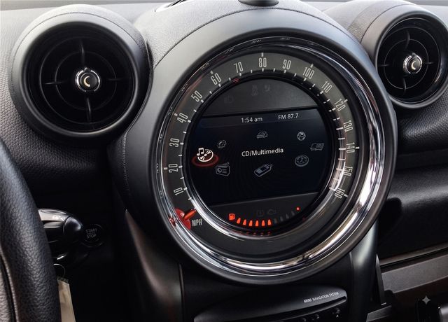 2016 MINI Countryman - $12,822