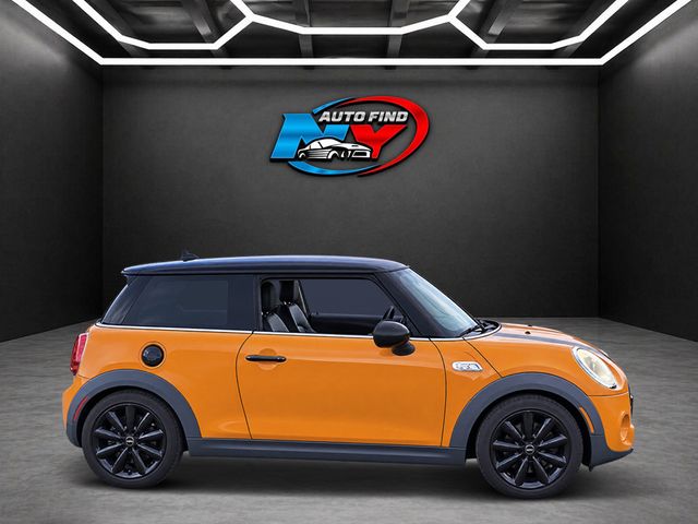 2014 MINI Hardtop - $9,822