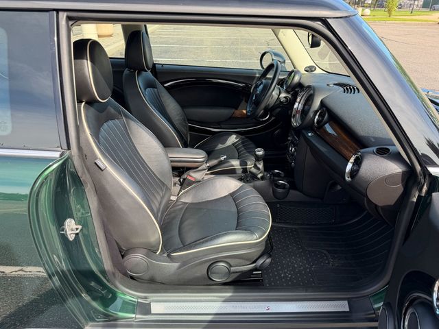 2012 MINI Hardtop - $8,822
