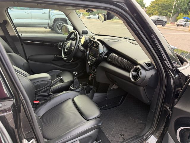 2015 MINI Hardtop - $11,822