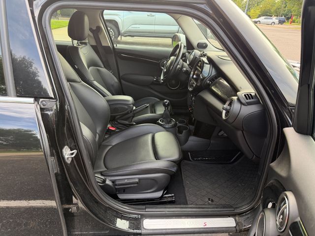 2015 MINI Hardtop - $11,822