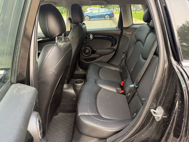2015 MINI Hardtop - $11,822