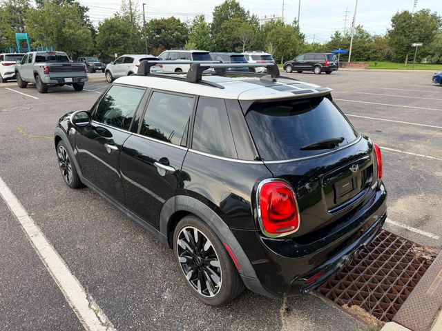 2015 MINI Hardtop - $11,822
