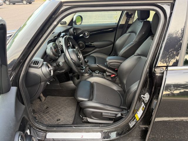 2015 MINI Hardtop - $11,822