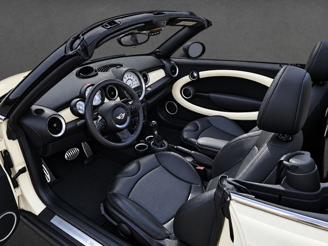 2013 MINI Cooper - $13,822