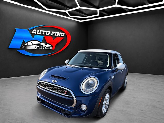 2015 MINI Cooper S Hardtop 4 Door PAN SUNROOF, HARMAN KARDON, SPORT SEATS, ALLOY WHEELS, SPOILER