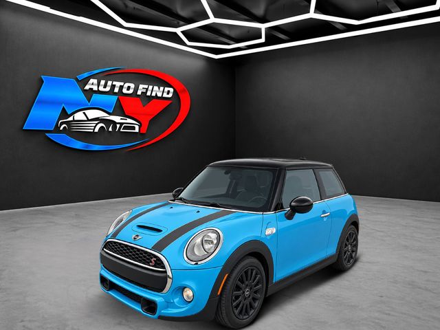 2017 MINI Cooper S Hardtop 2 Door CLEAN CARFAX, 6-SPD MANUAL, SUNROOF, HEATED SEATS, HARMAN KARDON