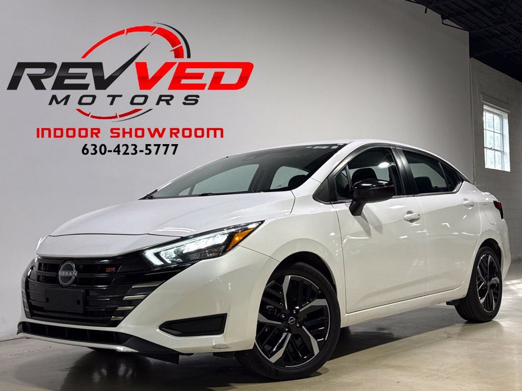 2024 Nissan Versa SR