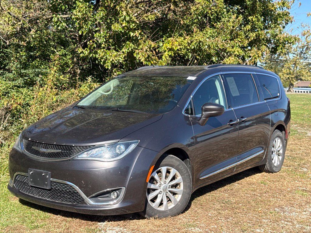 2017 Chrysler Pacifica Touring L