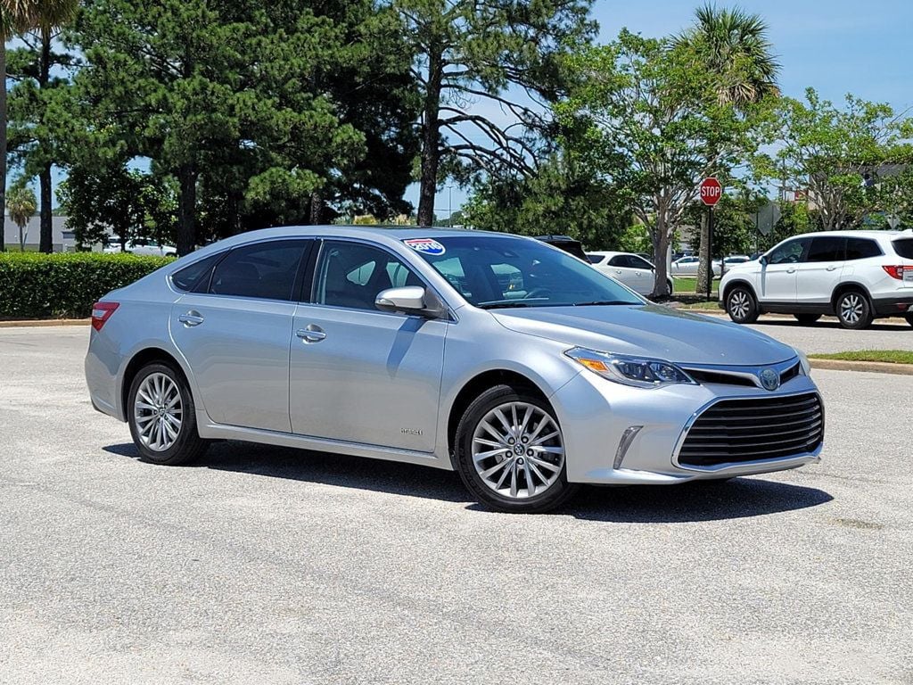 2016 Toyota Avalon Hybrid Limited FWD