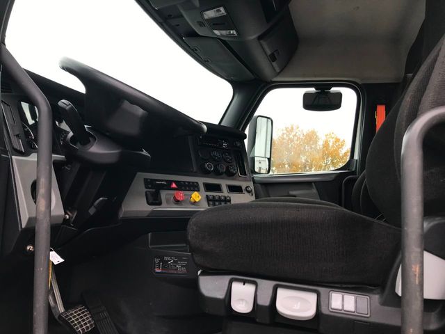 2021 Freightliner Cascadia