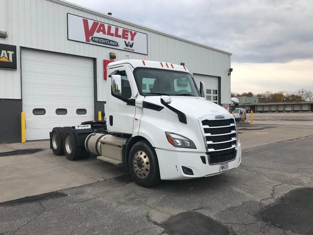 2021 Freightliner Cascadia