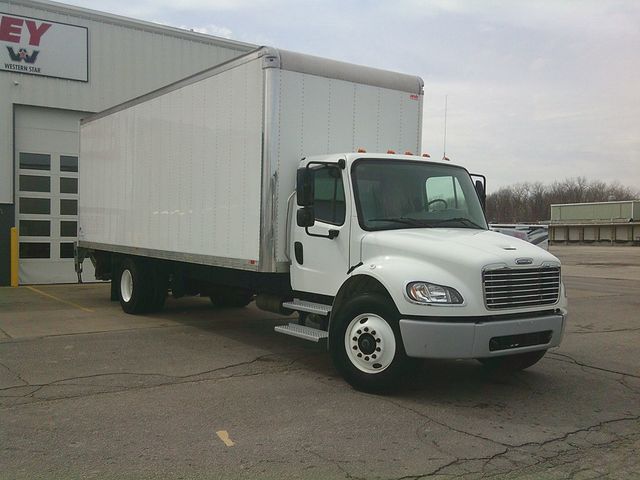 2022 Freightliner M2106