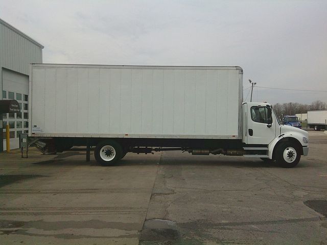 2022 Freightliner M2106