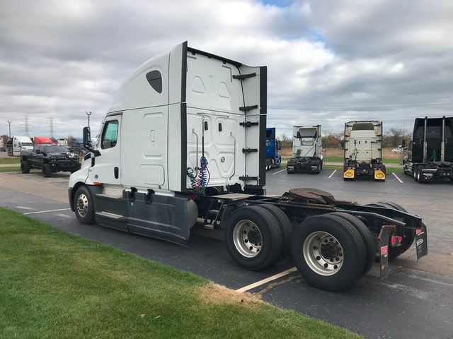 2020 Freightliner Cascadia