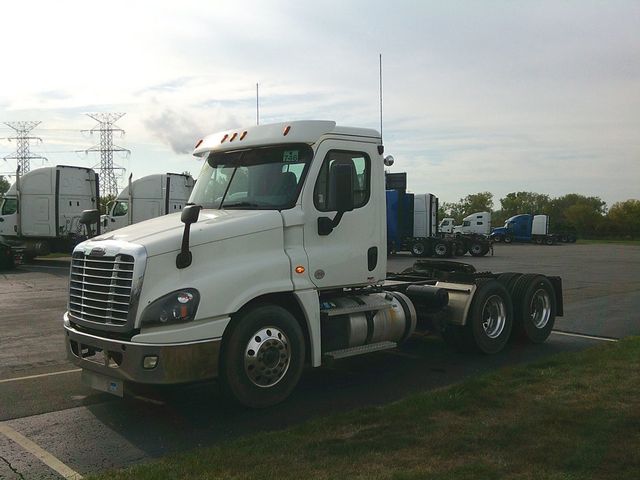 2020 Freightliner Cascadia