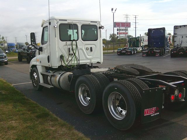 2020 Freightliner Cascadia