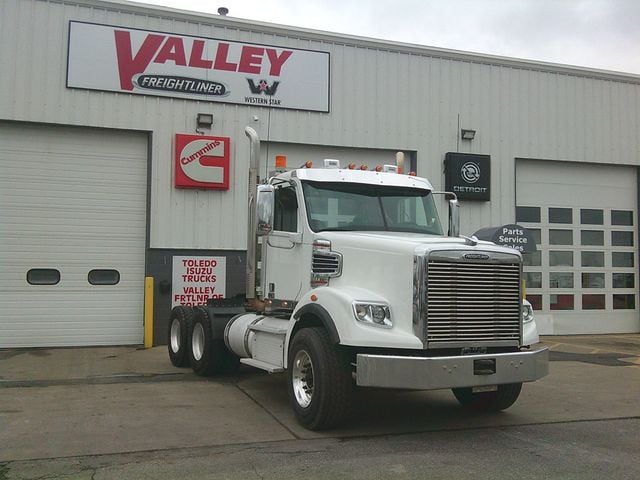 2019 Freightliner 122SD