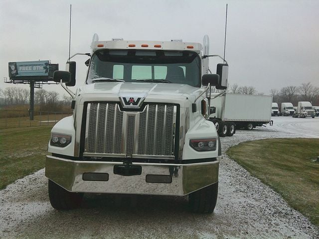 2025 Western Star 49X