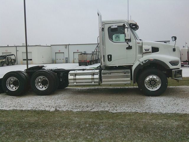 2025 Western Star 49X