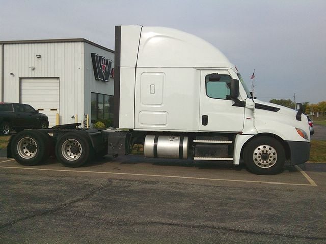 2020 Freightliner Cascadia