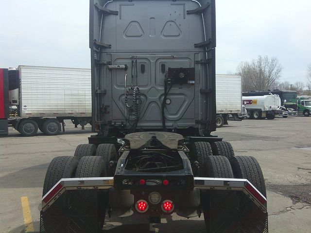 2019 Freightliner Cascadia