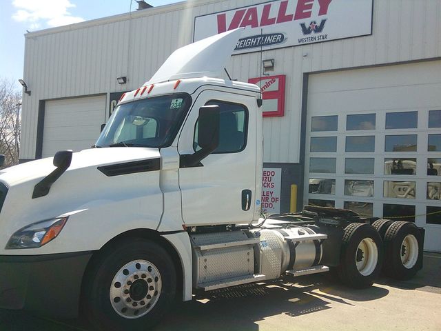 2020 Freightliner Cascadia