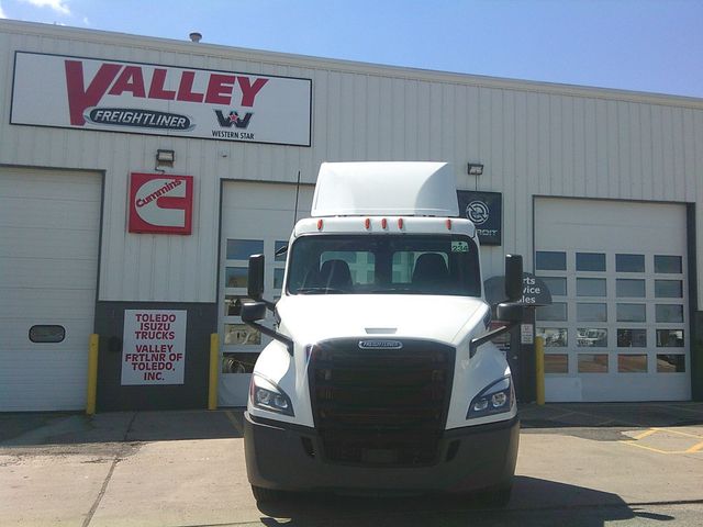 2020 Freightliner Cascadia