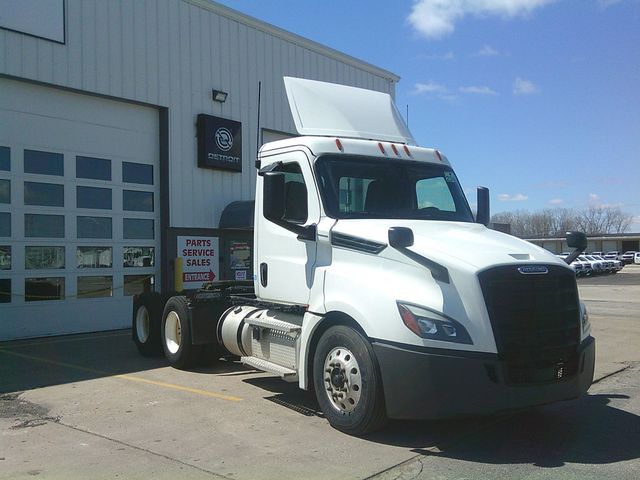 2020 Freightliner Cascadia