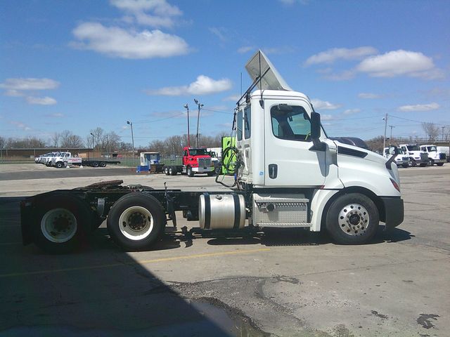 2020 Freightliner Cascadia