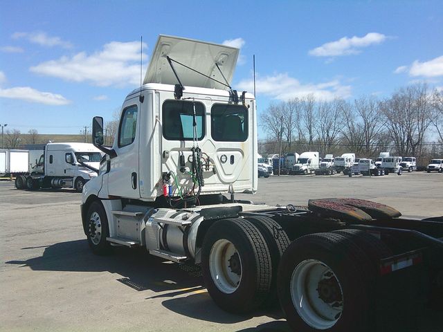 2020 Freightliner Cascadia