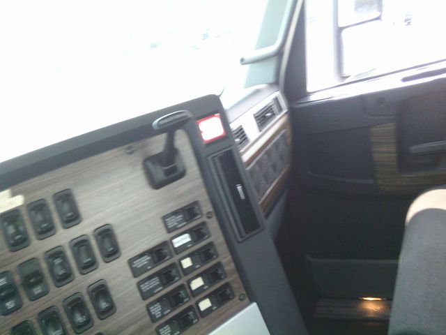 2022 Freightliner 122SD