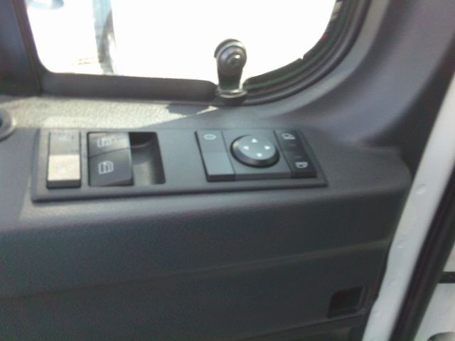 2025 Freightliner M2106-10