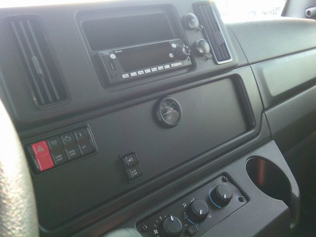 2025 Freightliner M2106-14