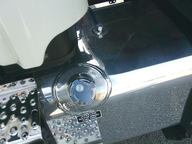 2025 Freightliner M2106-17