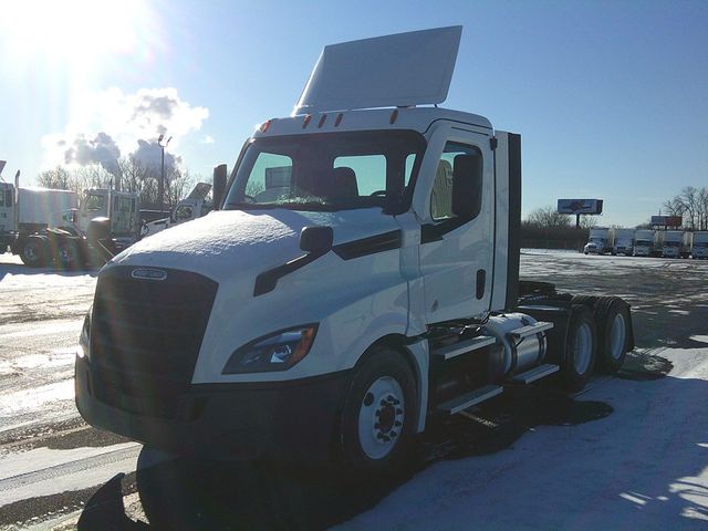 2020 Freightliner Cascadia