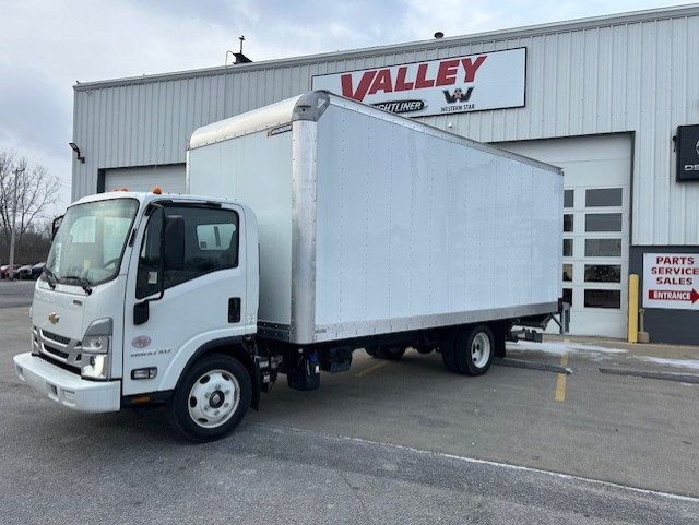 2023 Chevrolet 5500XD-2