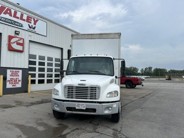 2014 Freightliner M2-3