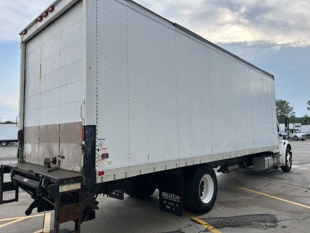 2014 Freightliner M2-4