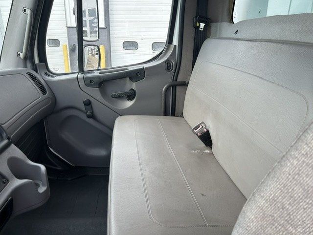 2014 Freightliner M2-9