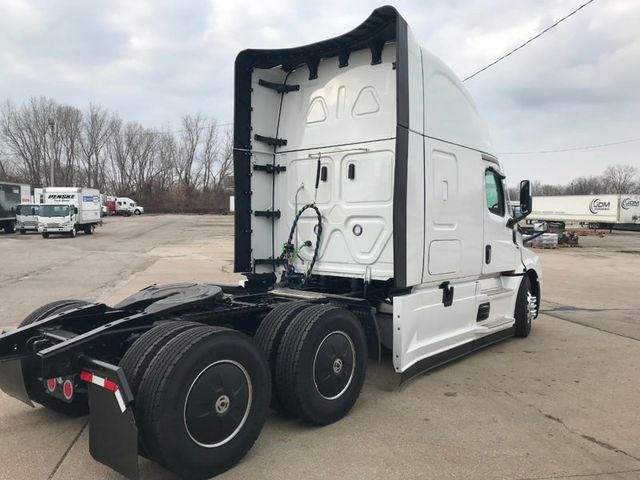 2024 Freightliner Cascadia