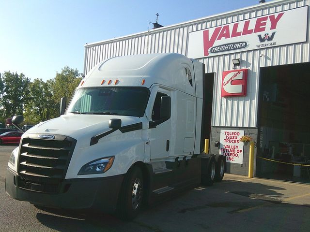 2020 Freightliner Cascadia