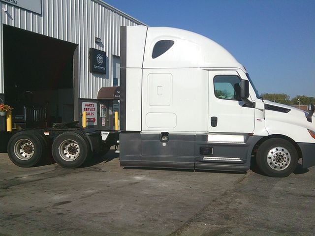 2020 Freightliner Cascadia