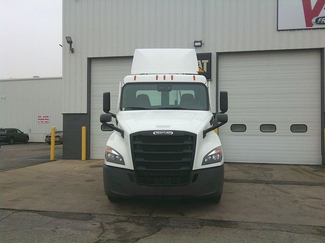 2020 Freightliner Cascadia