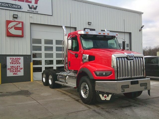 2025 Western Star 49X