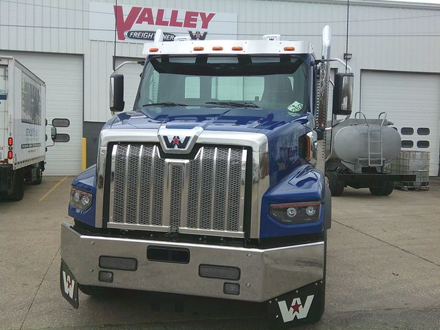 2025 Western Star 49X