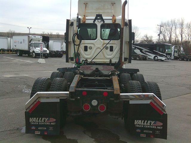 2014 Freightliner Cascadia